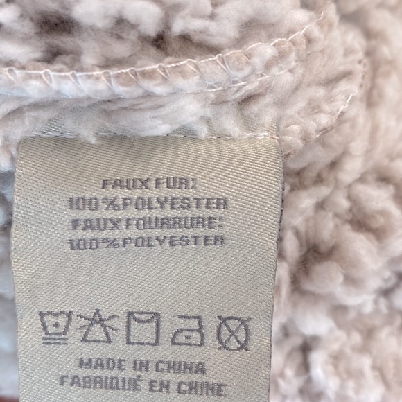 (A5) Charlie Paige Rugged Luxe Sherpa Mock Pullover, Very Pale Pink, Size S, NWT - Picture 9 of 11